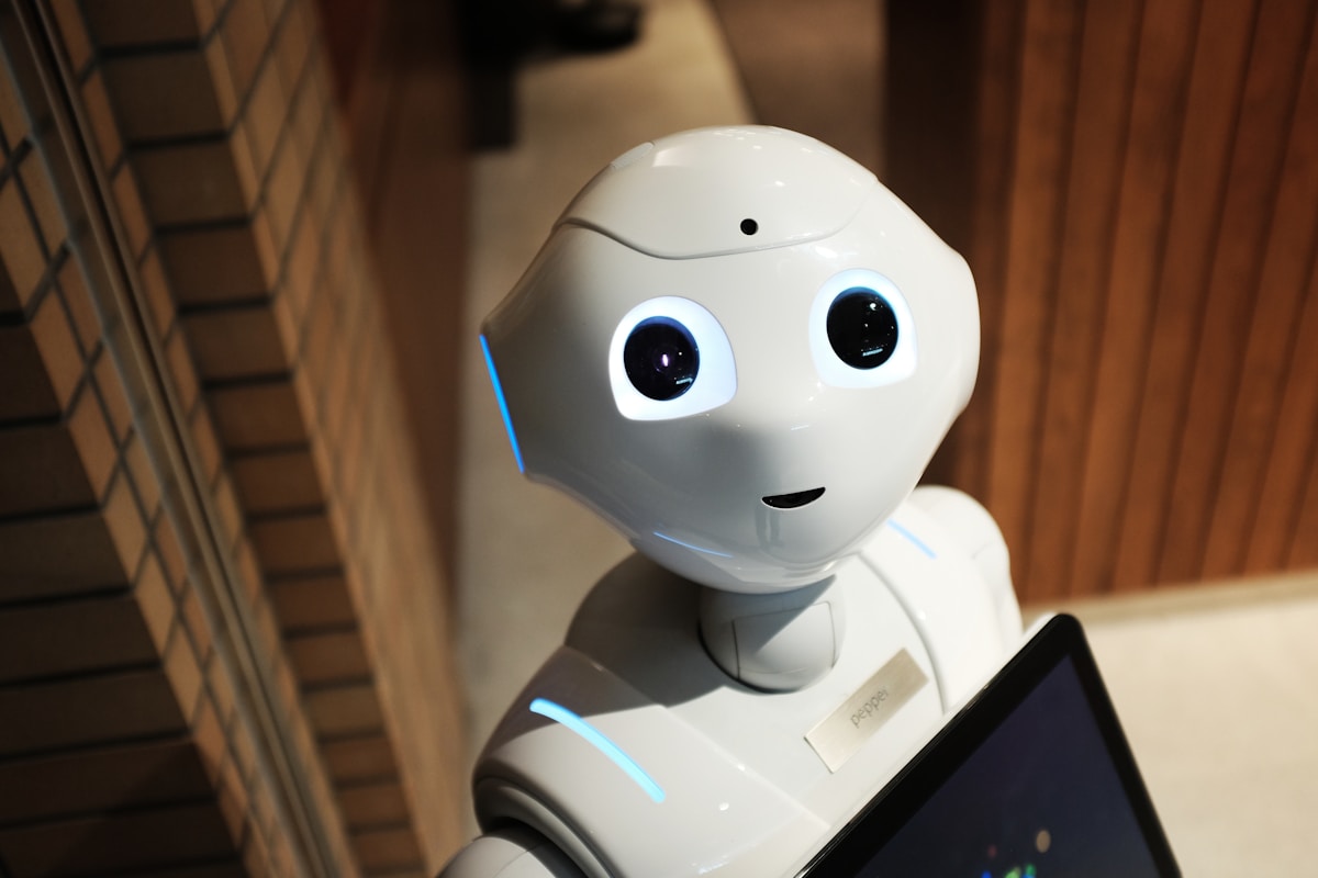 How Small Businesses Are Using AI Chatbots for Customer Service