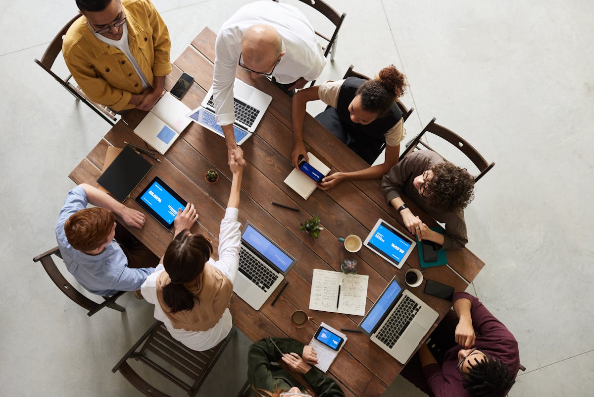 SMB Marketing Weekly: Dec 1-8, 2025
