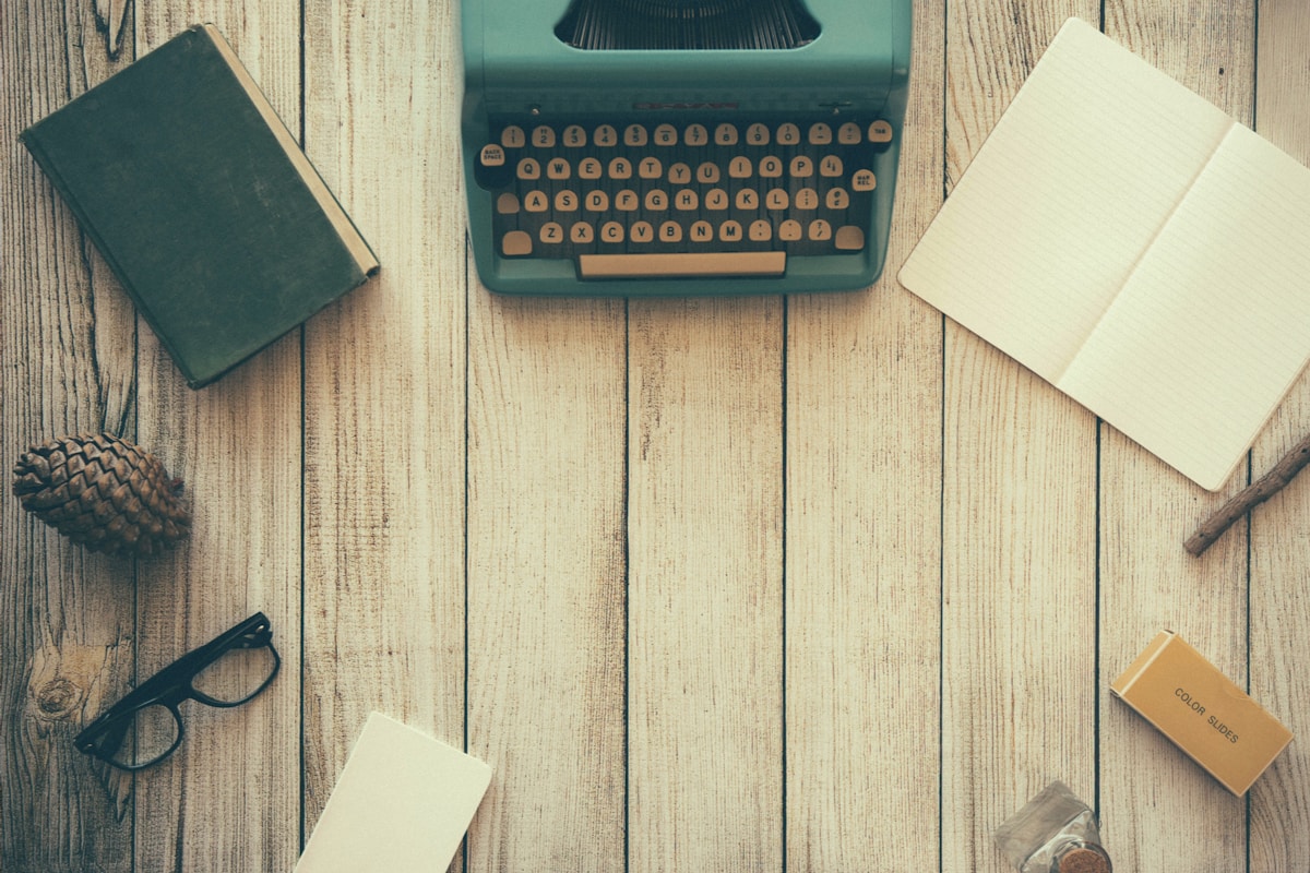 SMB Marketing Weekly: Nov 17-24, 2025